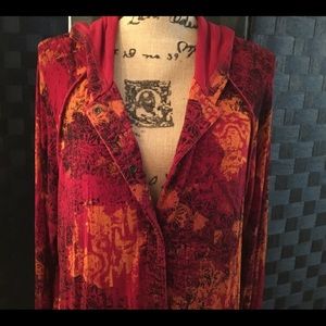 Gorgeous Chico’s travelers jacket!🙃